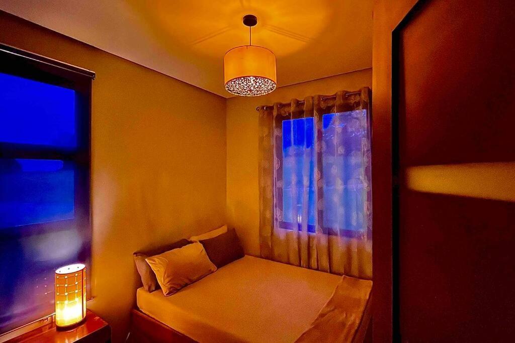 Overlooking Staycation At Sandari Batulao تاجيتاي المظهر الخارجي الصورة