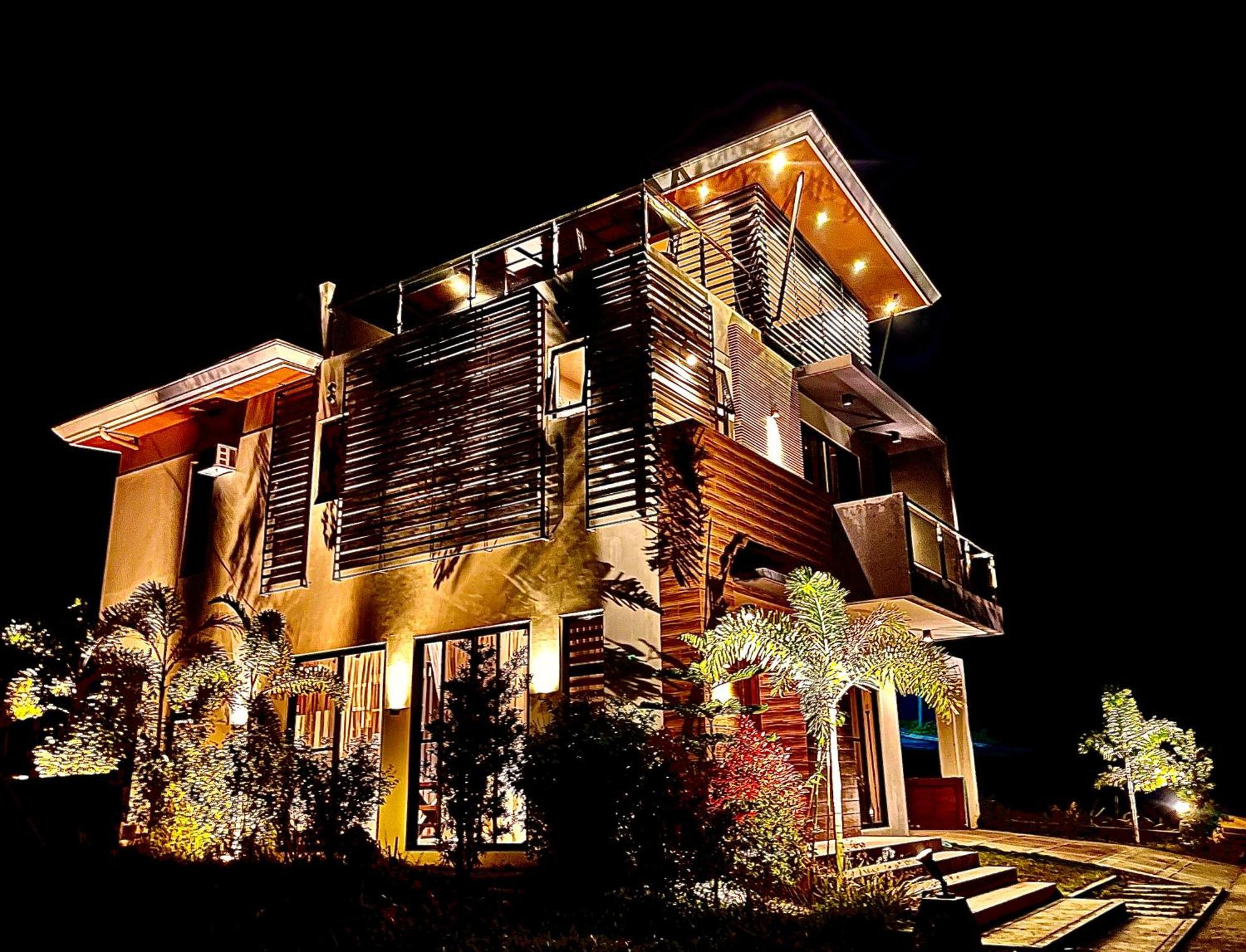 Overlooking Staycation At Sandari Batulao تاجيتاي المظهر الخارجي الصورة