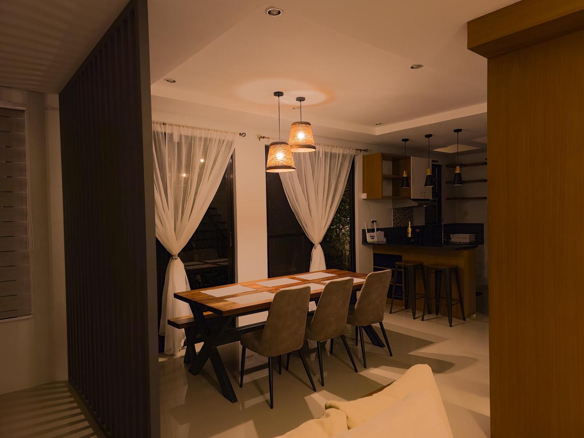 Overlooking Staycation At Sandari Batulao تاجيتاي المظهر الخارجي الصورة