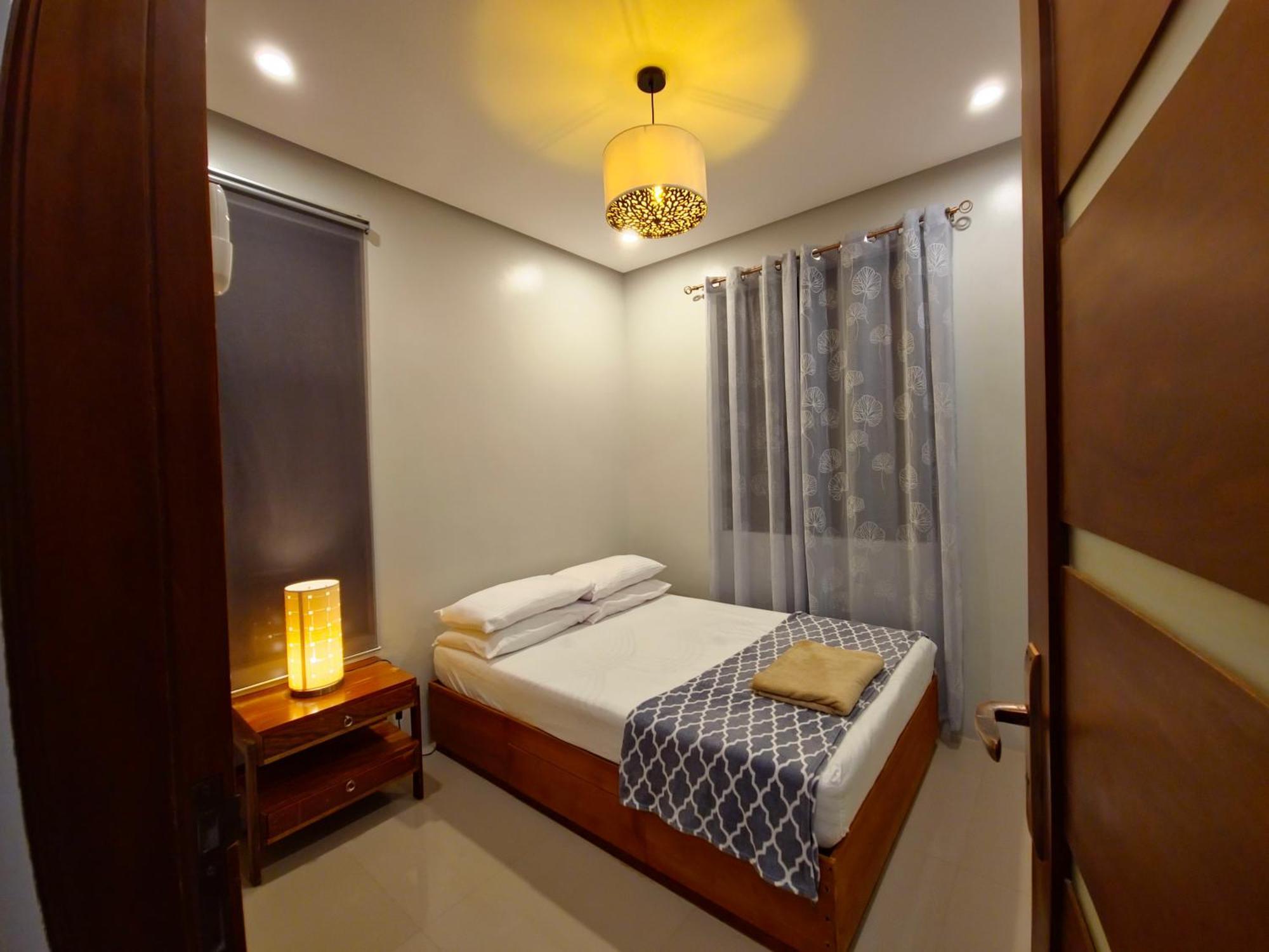 Overlooking Staycation At Sandari Batulao تاجيتاي المظهر الخارجي الصورة
